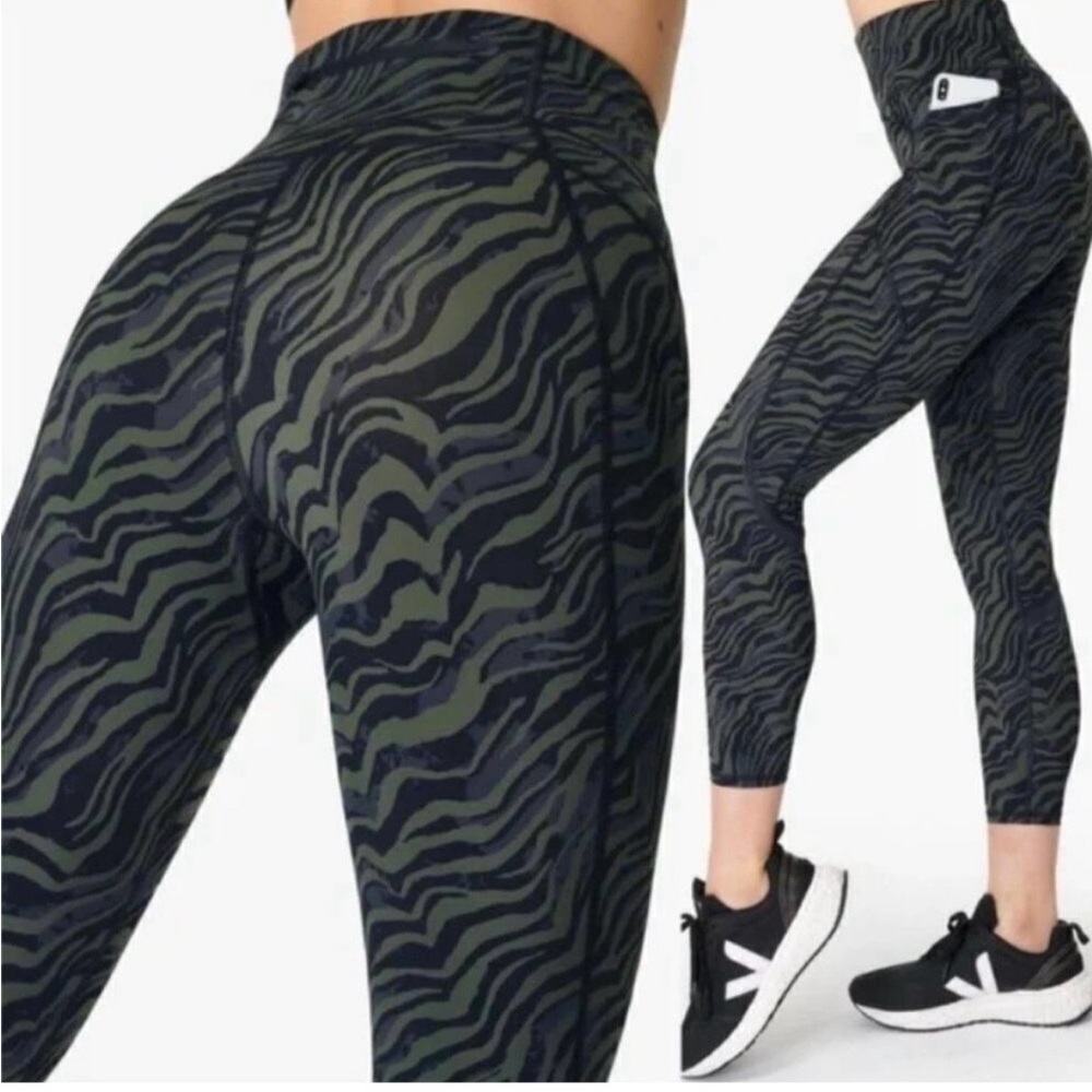 Sweaty Betty Tights Zero Gravity Crop Zebra Print Sz XS